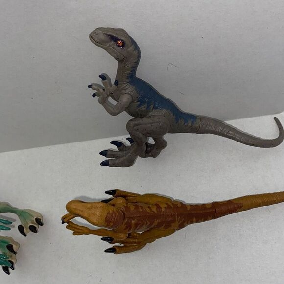 Jurassic World Kids Multicolor Velociraptor Dinosaur Figure Toy 3Piece Set OS - Picture 4 of 12